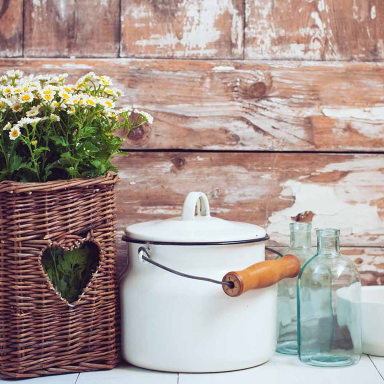 Cottage kitchen rustic